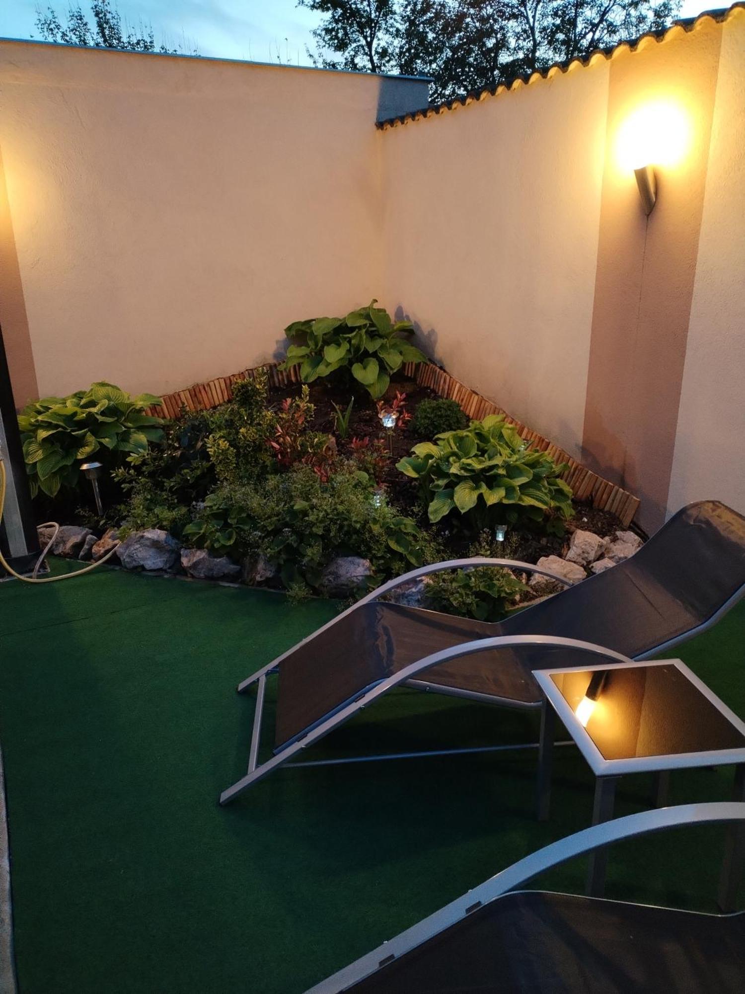 Elza Apartman Makó Exterior foto